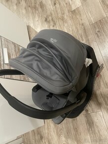 Autosedačka BRITAX set Baby-Safe Pro + Vario Base 5Z - 6