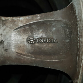 Toyota Avensis 5x100 R17 - 6