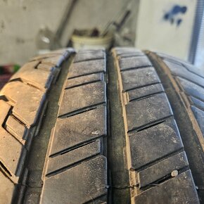 215/70 r15c Continental - 6