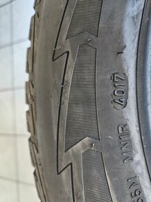 Predám zimne 215/60 R16 GOOD YEAR - 6