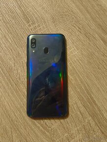 Samsung Galaxy A40 /4/64GB Dobrý stav - 6