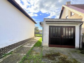 PREDAJ dom s garážou a pozem. 521 m² Továrniky - 6