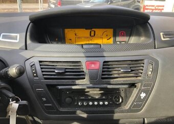 Citroën C4 Picasso 1.8i 16V benzín manuál 92 kw - 6