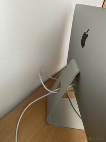 APPLE THUNDERBOLT display - 6