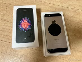 Apple Iphone SE Black/Silver 64 GB - 6