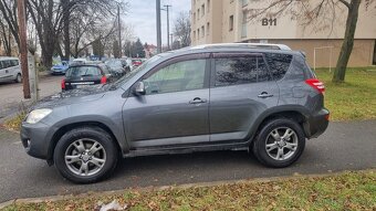 Toyota Rav4 - 6