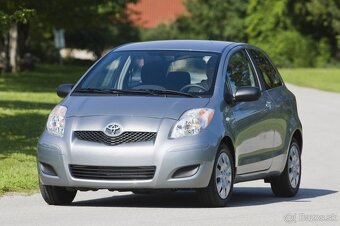 Predne svetla Toyota Yaris P9 - 6