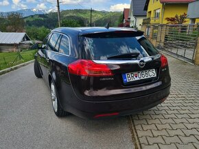 Opel INSIGNIA Sport tourer 4x4 - 6