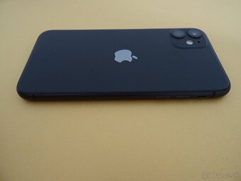 iPhone 11 64GB BLACK - ZÁRUKA 1 ROK - 6