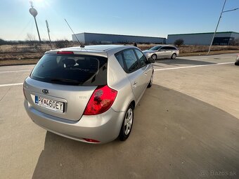 Kia Ceed 1.6crdi 84kw 2009 - 6