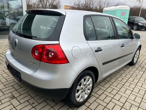 VOLKSWAGEN GOLF V 1.6 benzin - 6