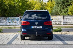 Volkswagen Touran 1.6 TDI Premium Comfortline DSG - 6