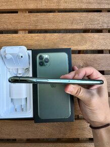 iPhone 11 Pro Max 256Gb Green - 6