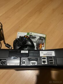 Xbox 360 + káble + 2hry + 1 ovládač - 6