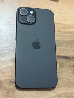 Predám Apple iPhone 15 128GB Black Stav Nového Telefónu - 6