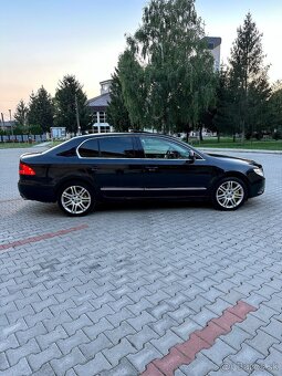 Škoda Superb 3.6 V6 FSI 4x4 - 6