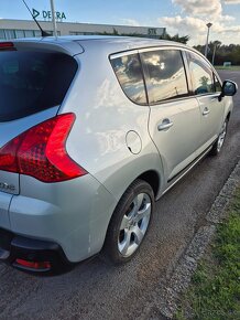 Predám Peugeot 3008.1.6 benzín 88kw.rok 2010. - 6