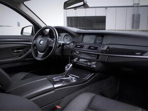 BMW rad 5 520d A/T - 6