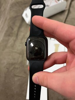 Apple Watch SE 44mm - 6