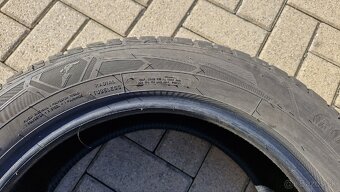 Goodyear Ultra Grip 225/55 R17 97H - 6