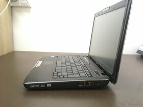 Toshiba Satellite U500 - 6