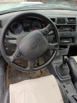 TOYOTA RAV4 - 6