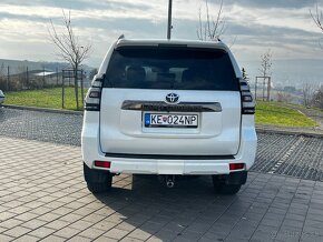 TOYOTA LAND CRUISER 2.8 D-4D Executive A/T 4x4, odpočet DPH - 6