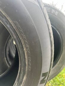 255/60R18 - 6