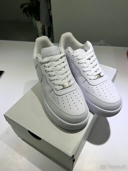 Nike Air Force - All White - 6