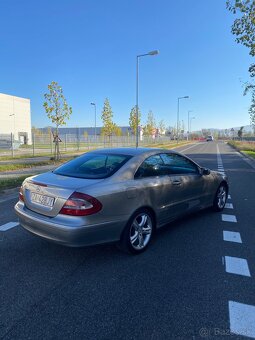 Mercedes-Benz CLK 270CDI - 6