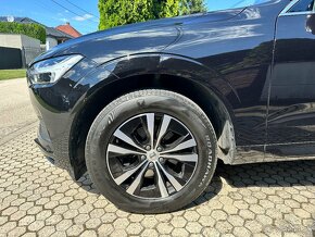 Volvo XC60 D4 Momentum Pro A/T - 6