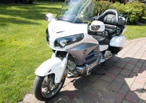 Honda Goldwing GL1800 - 6