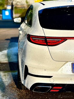 KIA PROCEED GT 150KW A/T 2021 - 6