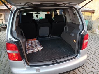 Vw Touran 1.9 tdi 7 miesty - 6