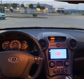 Kia Carens 2,0 CRDi - 2007 - 6