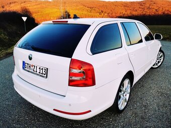 ŠKODA OCTAVIA COMBI RS 2.0TDI CR DSG+F1 125KW 170PS XENON - 6