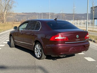 Škoda Superb II 2.0 103Kw Sedan - 6