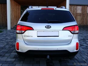 Kia Sorento 2,2 CRDI Dream Team 4WD - 6