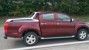 ISUZU D-MAX Double CAB 2.5 biTurbo Premium 4x4 MT6 - 6