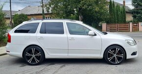 ŠKODA OCTAVIA RS 2.0 CR TDI COMBI - 6