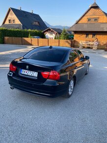 BMW rad 3 E90 318D - 6