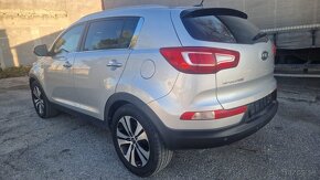 KIA SPORTAGE 2.0 CRDI. 4WD.AUTOMAT - 6