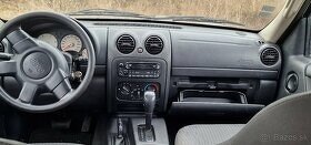 Rozpredám Jeep Cherokee KJ 2.8 CRD 110kw - 6