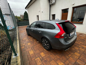 Volvo V60 D4 4x4 2,4 - 5 valec, 66 700km - 6