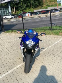 Suzuki GSX-R 600 K7 2007 - 6