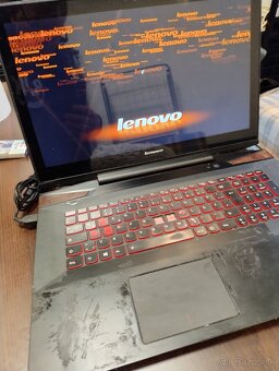 Lenovo Idepad Y70-70 Touch - 6