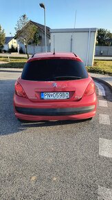 Peugeot 207 - 6