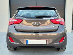 HYUNDAI I30 1.4 MPI DOHC / 70 000 KM / 1.MAJITEĽ / NEBÚRANÉ - 6