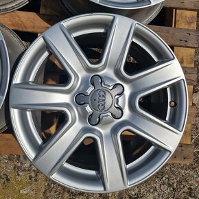 ORIGINÁL AUDI HLINÍKOVÉ DISKY 5x112 R17 - 6