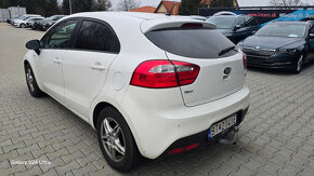 Kia Rio 1.1 CRDi EX - 6